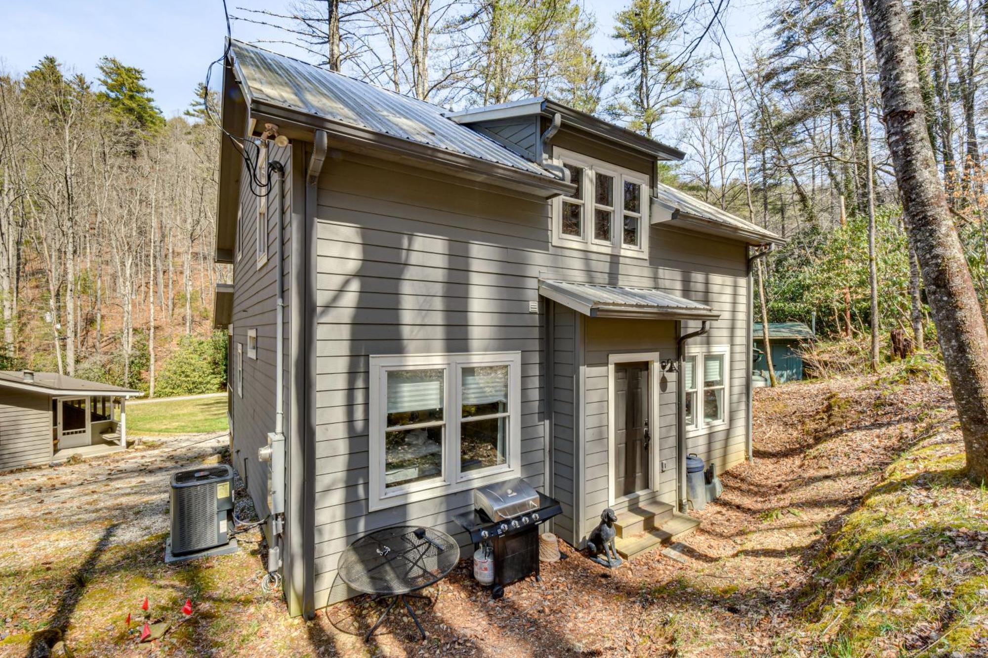 Bright Highlands Retreat Near Waterfalls And Trails Villa Exterior photo