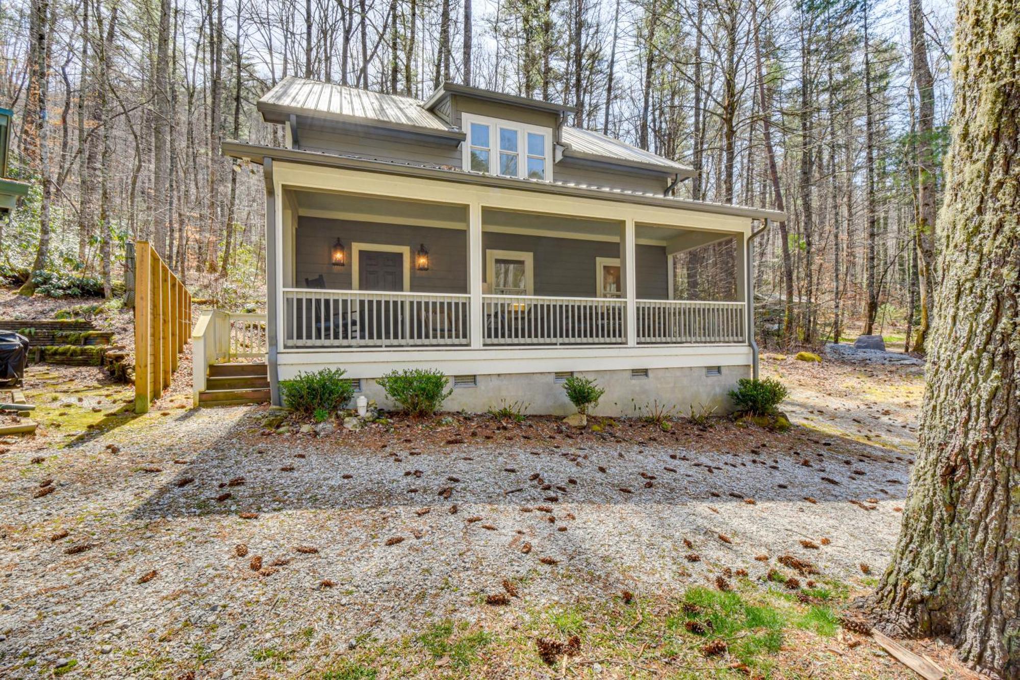 Bright Highlands Retreat Near Waterfalls And Trails Villa Exterior photo