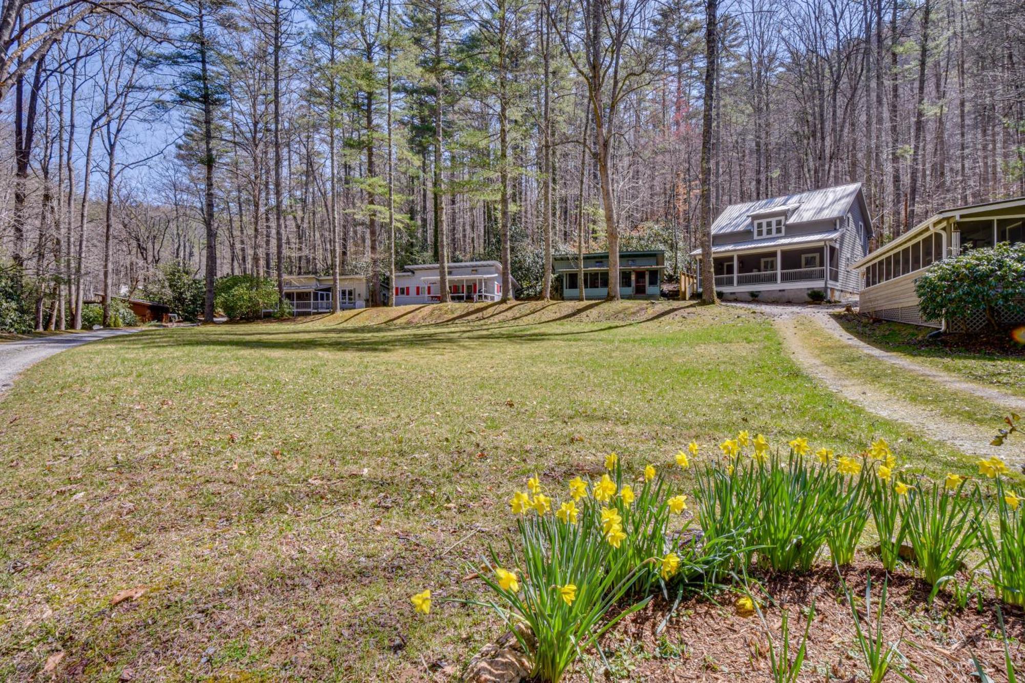 Bright Highlands Retreat Near Waterfalls And Trails Villa Exterior photo